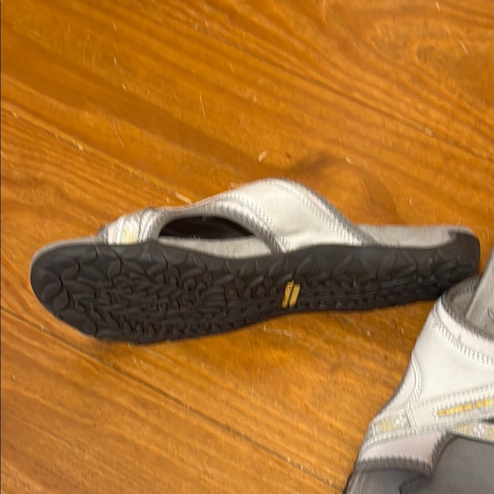 ⭐️Merrell Women's Terran Gray Sandals Size 10 - Picture 8 of 11
